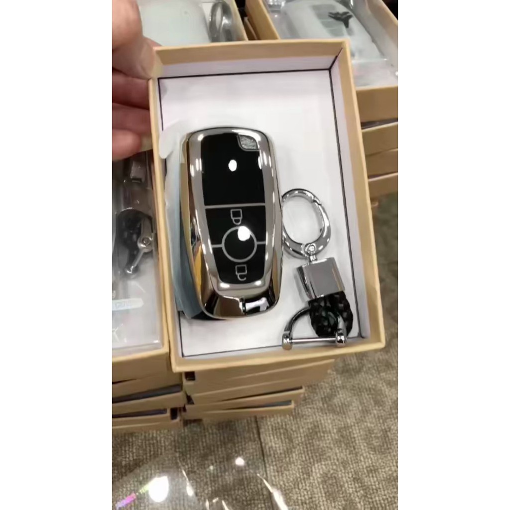 Ốp Chia Khóa Tráng Gương Xe Ford Ranger, Everest, Focus, Ecosport... kèm móc treo