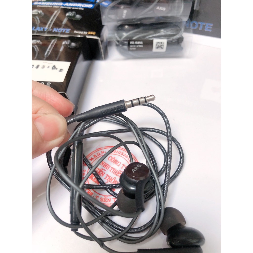 TAI NGHE ĐIỆN THOẠI DÙNG CHO SAMSUNG S8,S9 hiệu AKG , CÓ HỘP
