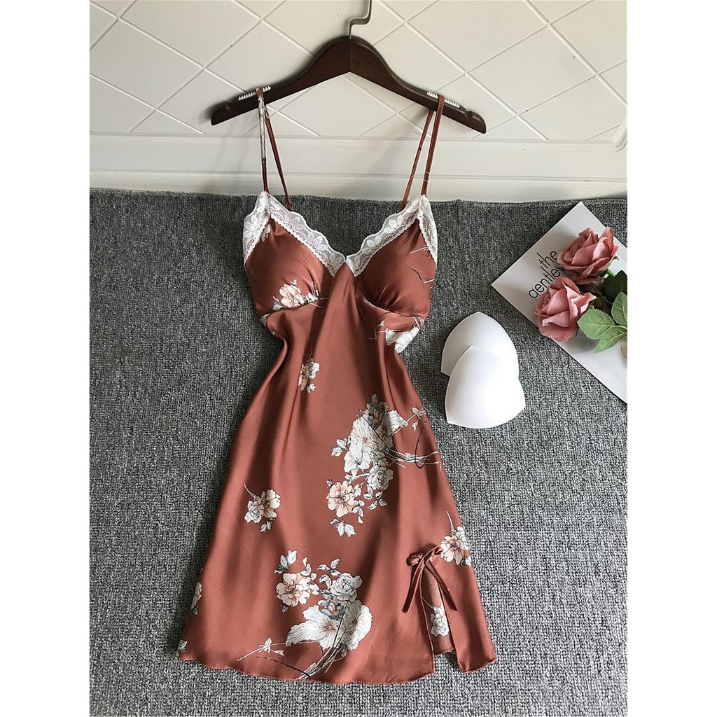 Váy mặc ở nhà họa tiết ren+cánh hoa | BigBuy360 - bigbuy360.vn