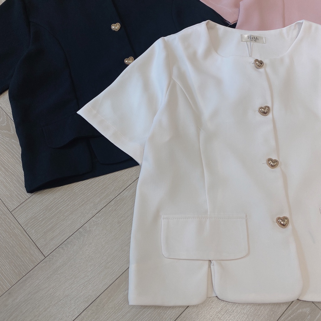 Áo thô cúc tim GOLD xẻ gấu 6215