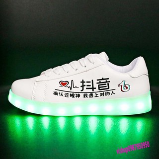 GIÀY PHÁT SÁNG 7 MÀU NHỊP TIM CHỮ HÀN