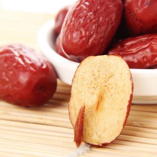 Táo đỏ Tân Cương
