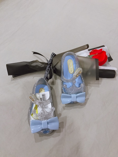 Giầy nhựa thơm mini DD | BigBuy360 - bigbuy360.vn