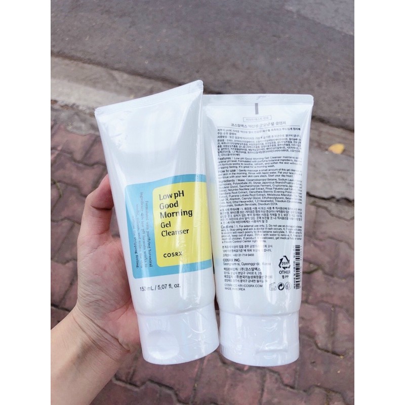 Sữa Rửa Mặt Dạng Gel Chiết Xuất Từ Dầu Cây Trà Cosrx Low PH Good Morning Gel Cleanser 150 ml