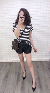 Áo phông kẻ zara basic
