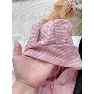 Áo khoác tăm khủng long