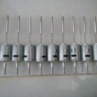 1 Động cơ quạt 545 12v DC có lắp sẵn chục quạt