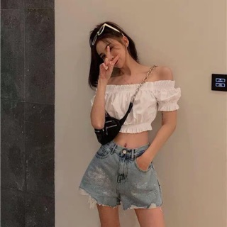 Áo Croptop trễ vai Hàn Quốc