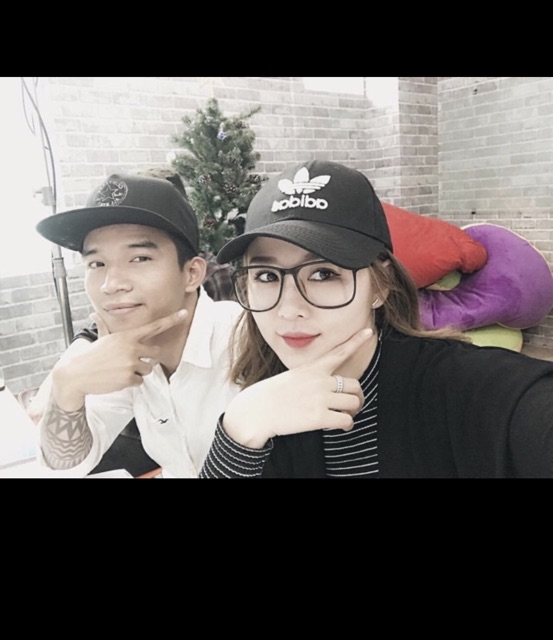 Gọng kính giả cận hotteen bầu lớn nhận làm kính có độ sẵn