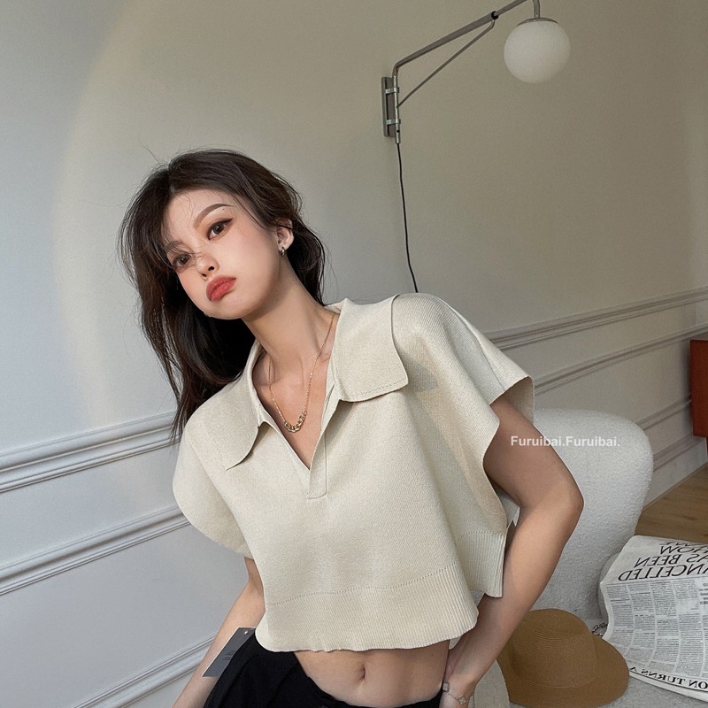 Áo kiểu croptop dệt kim dễ phối đồ phong cách đơn giản thời trang