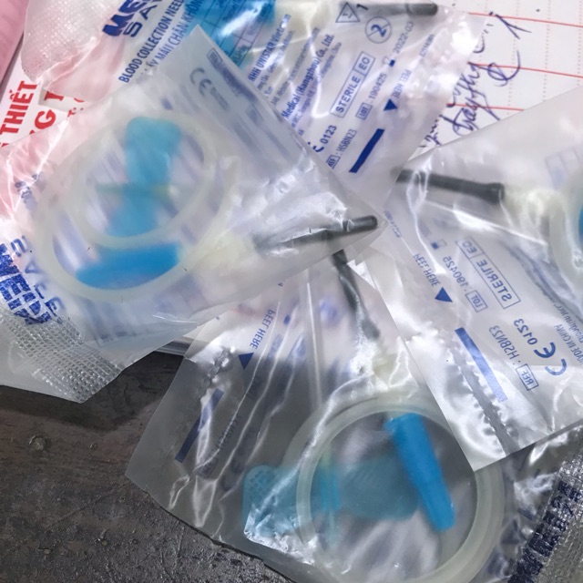 kim tĩnh mach , kim bướm dùng trong y tế