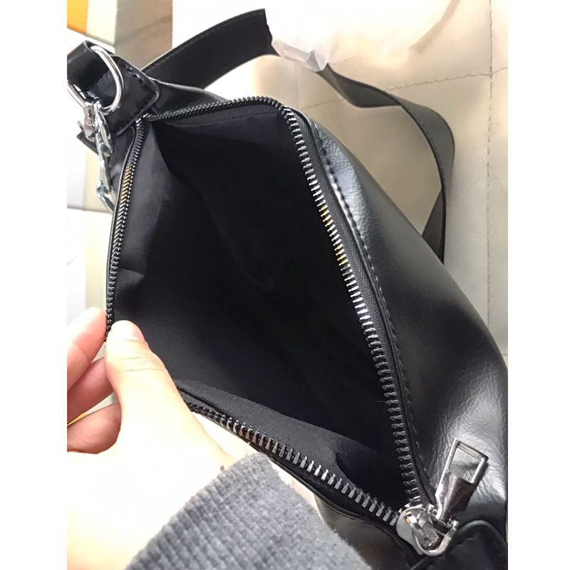 Túi xách bằng da phối dây xích thời trang cho nữ