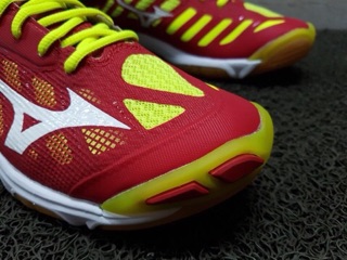 GIÀY MIZUNO LIGHTNING Z4 ĐỎ