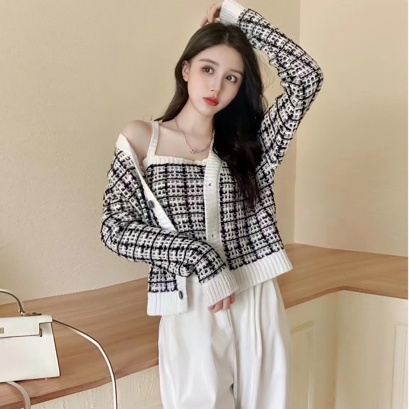 Sét Cadigan kẻ kèm Croptop hai dây
