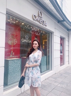 Đầm xoè hoa