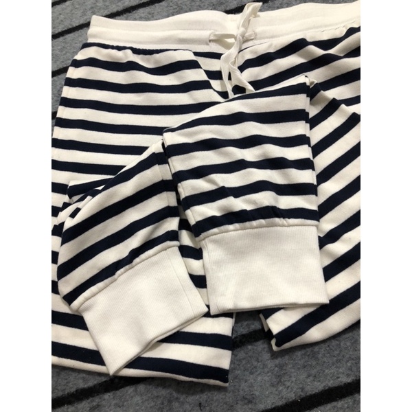 quần jogger nỉ da cá cao cấp d i s c o v e r y