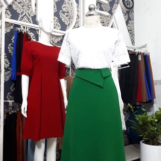 Chân váy xòe dài cách điệu lưng
