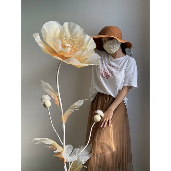 TRỤ HOA POPPY ĐÈN NUDE