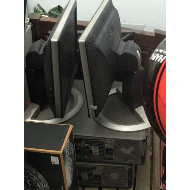 Màn hình máy tính