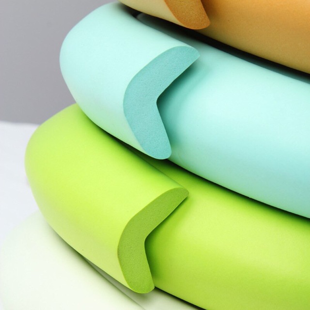 Dây bọt biển bọc cạnh bàn cho bé. Dài 2m