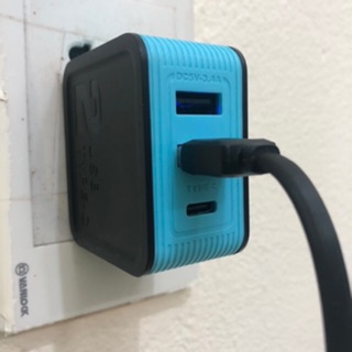 Củ sạc 2 cổng usb + 1 typec 2u 3.4a remax rp-u24