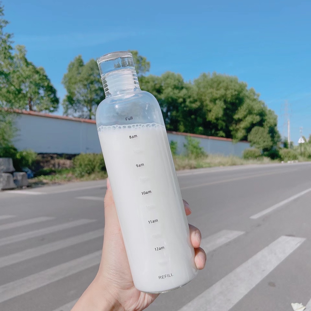 Bình uống nước trái cây 500/750ml bằng thủy tinh trong suốt dày có túi đựng