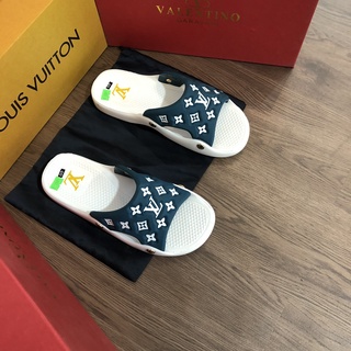 Dép Louis Vuitton Đính Cúc (LVCM)