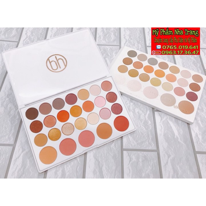 Bảng phấn mắt má hồng BH Cosmetics 26 ô Nouveau Neutrals