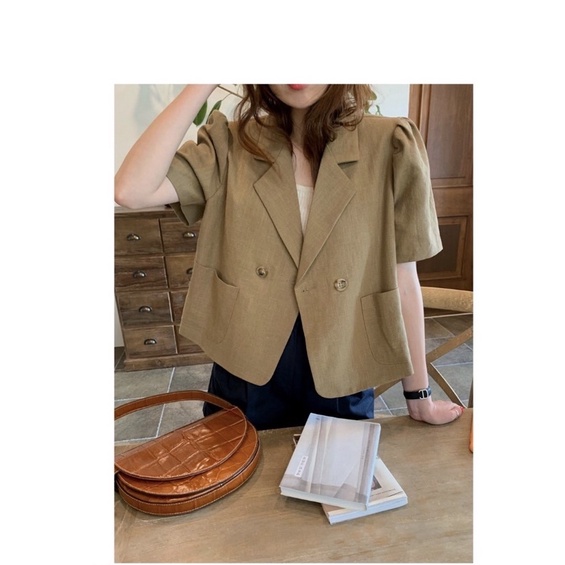 Áo blazer tay ngắn Hàn Quốc