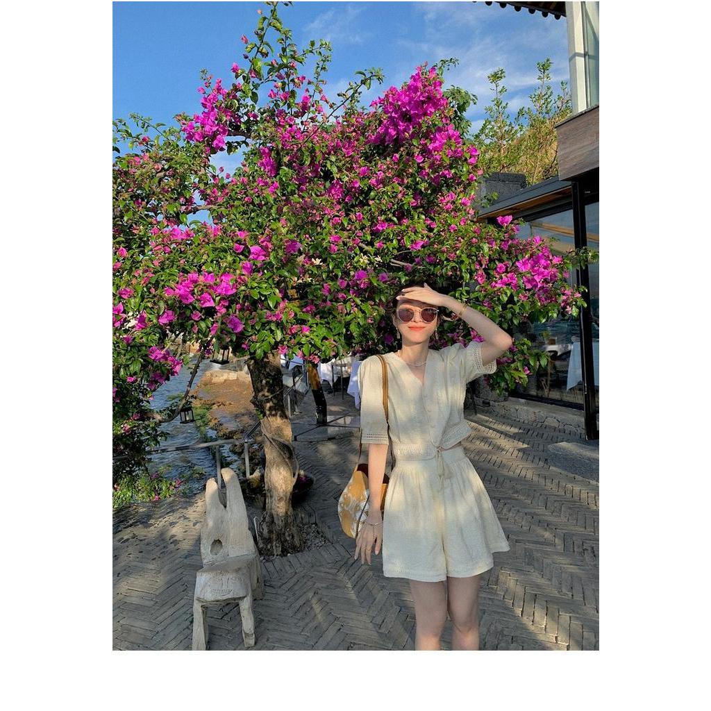 Bộ Áo Sơ Mi Ngắn Tay Thêu Họa Tiết + Quần Short Xinh Xắn Dành Cho Nữ 61906