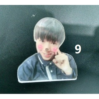 Huy hiệu Vương  Tuấn Khải TFBOYS