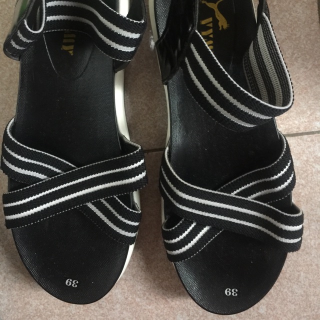 Combo sandal thanh lý