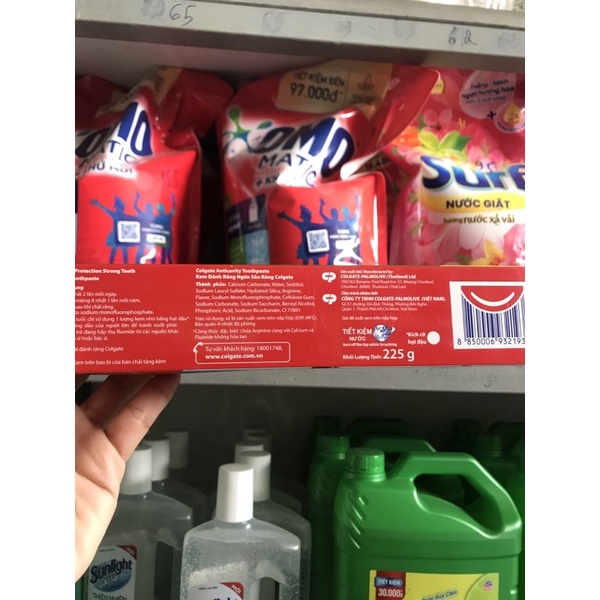 Combo 2 kem đánh răng Colgate  225g hương bạc hà tặng kèm