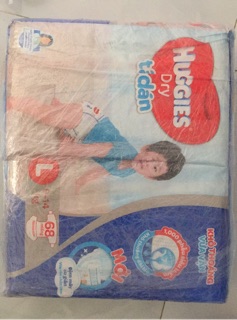 Tã dán Huggies M76/L68/XL62/XXL56