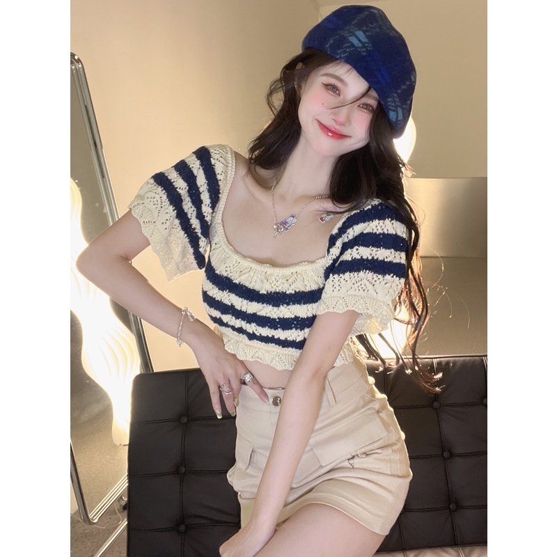 Áo Thun Nữ Ngắn Tay Cổ Tròn Sọc Ngang Thời Trang Hàn