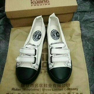 Giày nữ quảng châu full hộp Sz 39-40