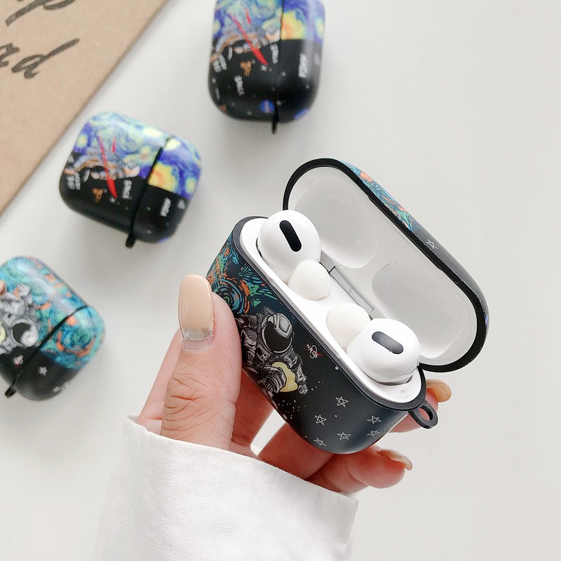 Vỏ Bảo Vệ Hộp Sạc Tai Nghe Airpods 1 / 2 / Pro Bằng Tpu Mềm Hình Nasa Kèm Móc Treo