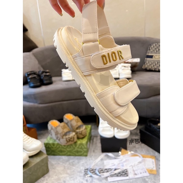 Sandal quai ngang chữ DO màu trắng kem nữ