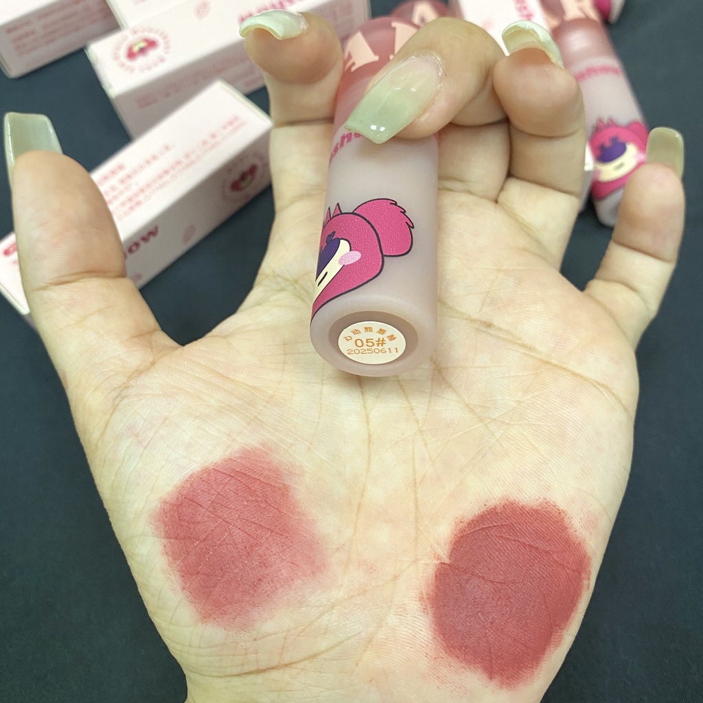 Son kem lì Kakashow mềm mịn như nhung chống thấm nước chống khô môi lâu trôi