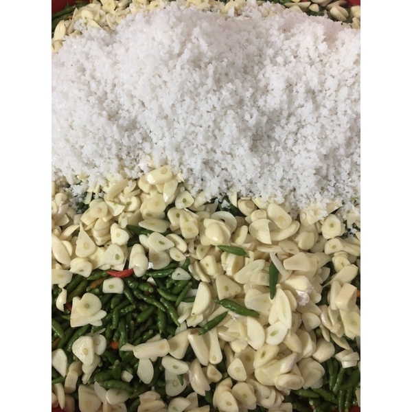 Ớt thóc xanh sóc tỏi muối 150k/2 chai