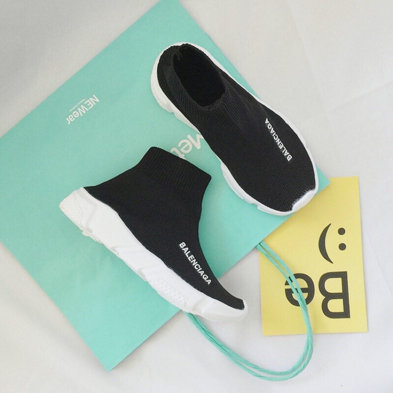 Bốt len balenciagaa cho bé!!! size từ 26-36