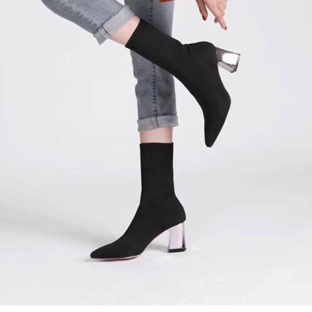 Boot len gót bạc