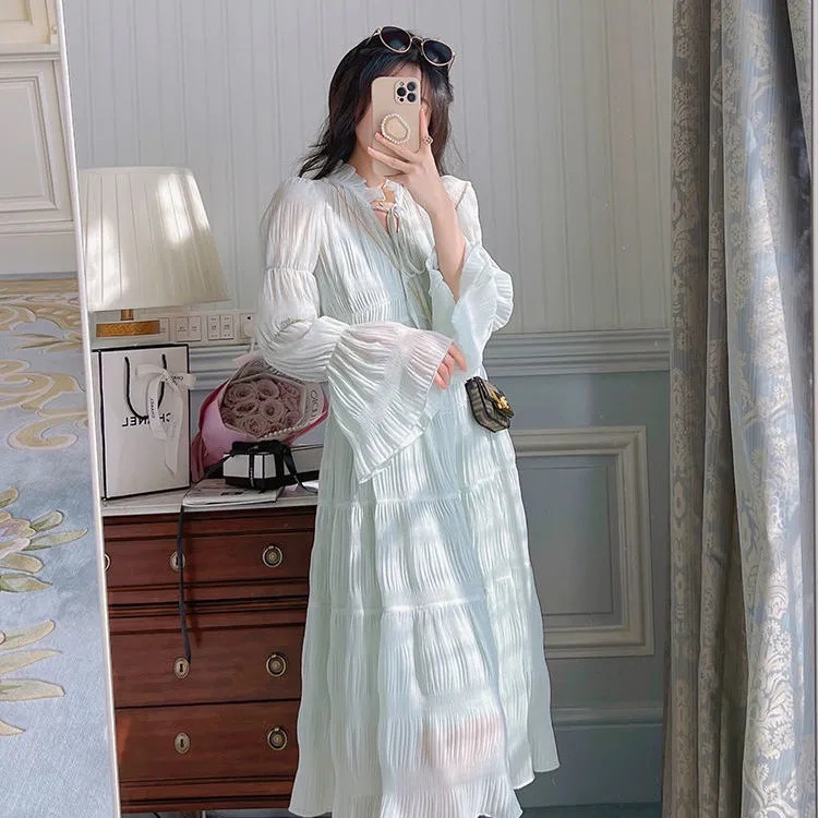 Đầm Thiết Kế Mới Thời Trang Mùa Xuân Hè Theo Phong Cách Pháp 2022