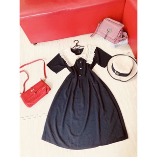 Đầm đen cổ bèo dáng babydon size M L Xl mang ok