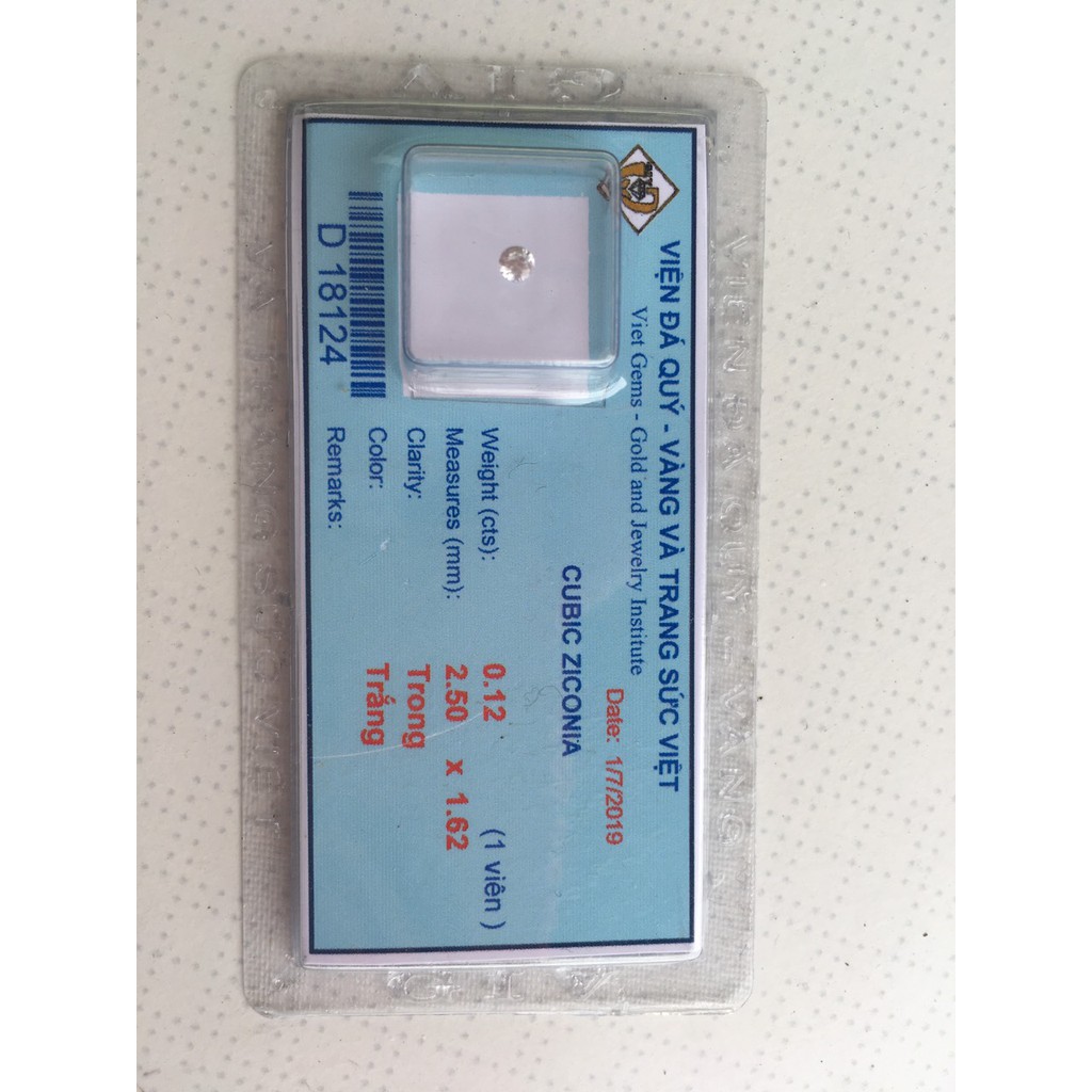 Kim cương nhân tạo Thụy Sỹ chân nhọn