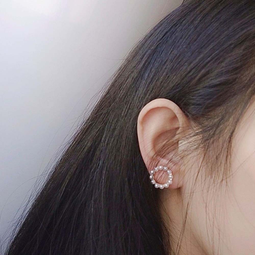 NEEDWAY Wild Girls Round Women Pearl Earrings