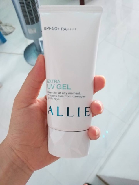 Kem chống nắng Kanebo Allie Extra UV Gel ( Mẫu 2018)
