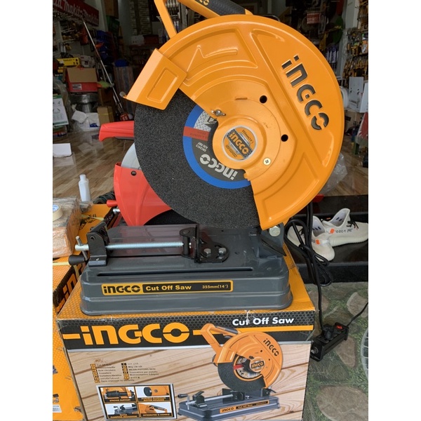 Máy cắt sắt bàn INGCO COS35538 ​​Máy cắt kim loại công suất lớn 2350W kèm lưỡi cắt 355mm, cắt thanh sắt, ống tròn, vuông