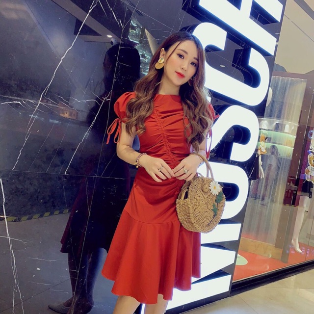 ĐẦM NHÚN ĐUÔI CÁ