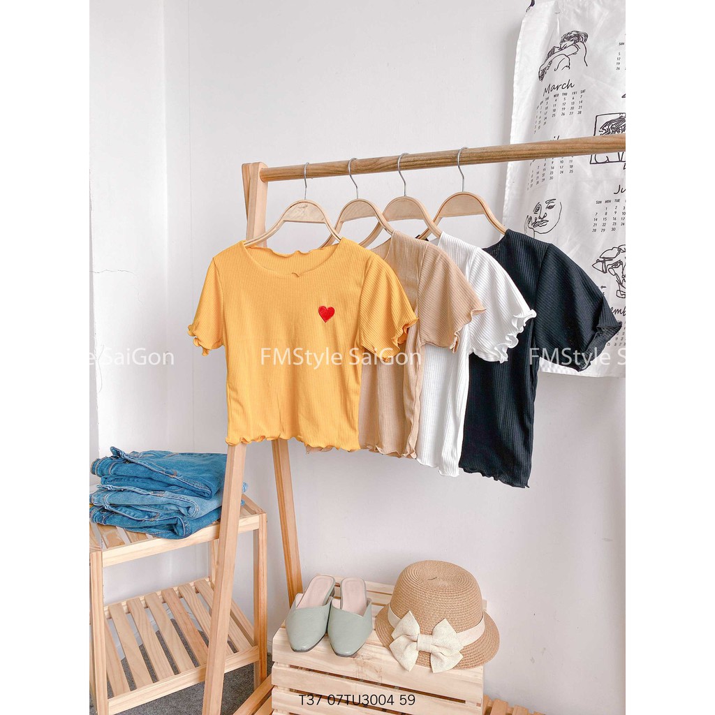 Áo thun tay ngắn THÊU TIM ulzzang thời trang nữ Fmstyle Saigon 21TU05T371902 | BigBuy360 - bigbuy360.vn